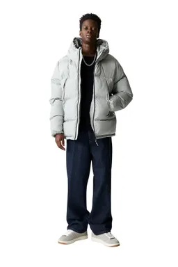 Campera acolchada capucha de Pull&Bear en Abrigos y Camperas para argentina