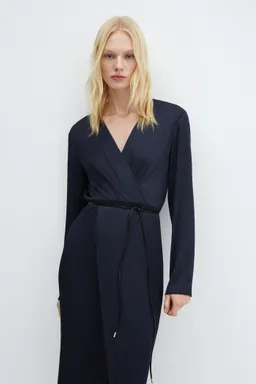 Vestido cruzado cinturón de Mango en Vestidos para argentina