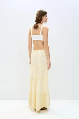 Falda midi volantes de Pull&Bear en Faldas para argentina