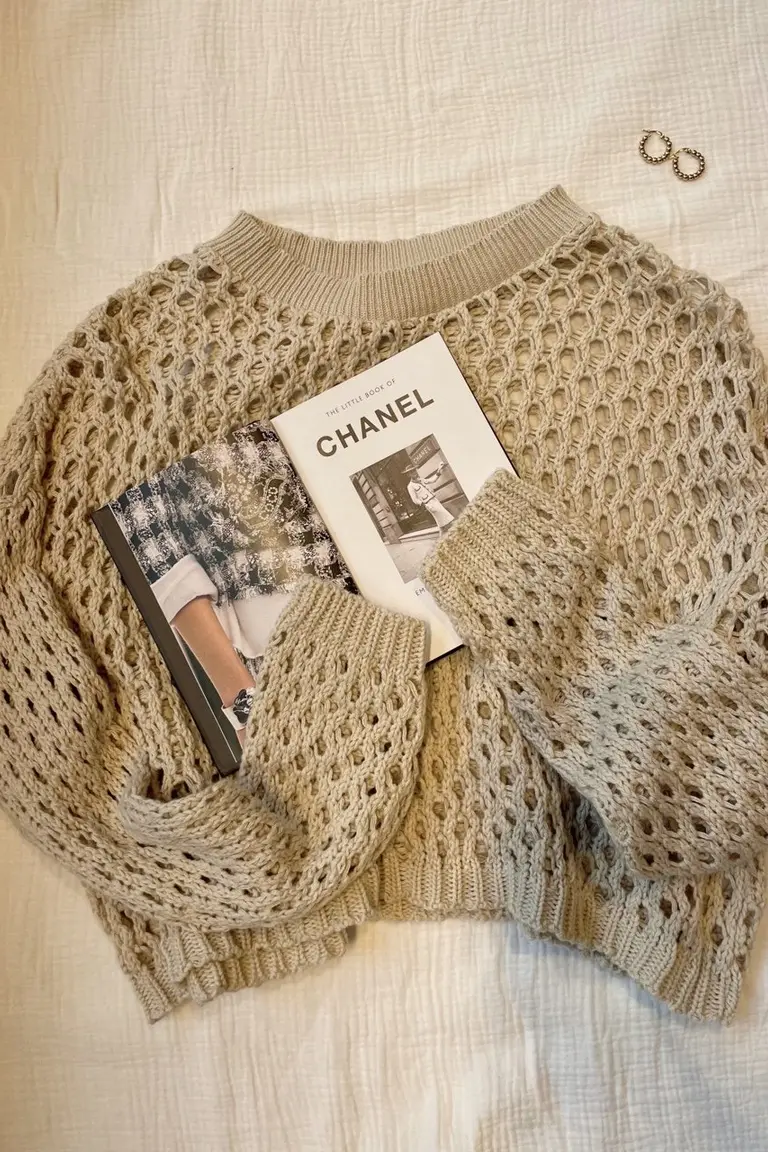 Sweater Calado Elegante de Hesed en Buzos y Sweaters para argentina