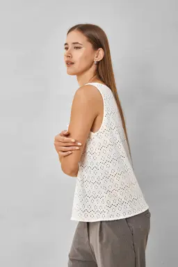 Musculosa carola broderie de Dayblue en Tops para argentina