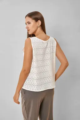 Musculosa carola broderie de Dayblue en Tops para argentina