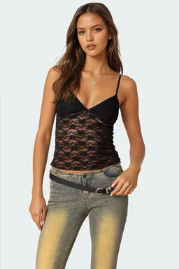 Musculosa eira encaje transparente de Edikted en Tops para argentina