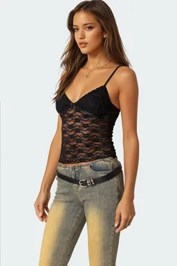 Musculosa eira encaje transparente de Edikted en Tops para argentina