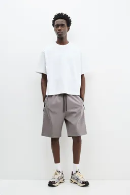 Bermuda jogger interlock de Pull&Bear en Bermudas y Shorts para argentina