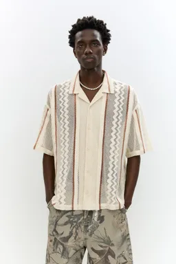 Camisa manga corta crochet de Pull&Bear en Camisas para argentina