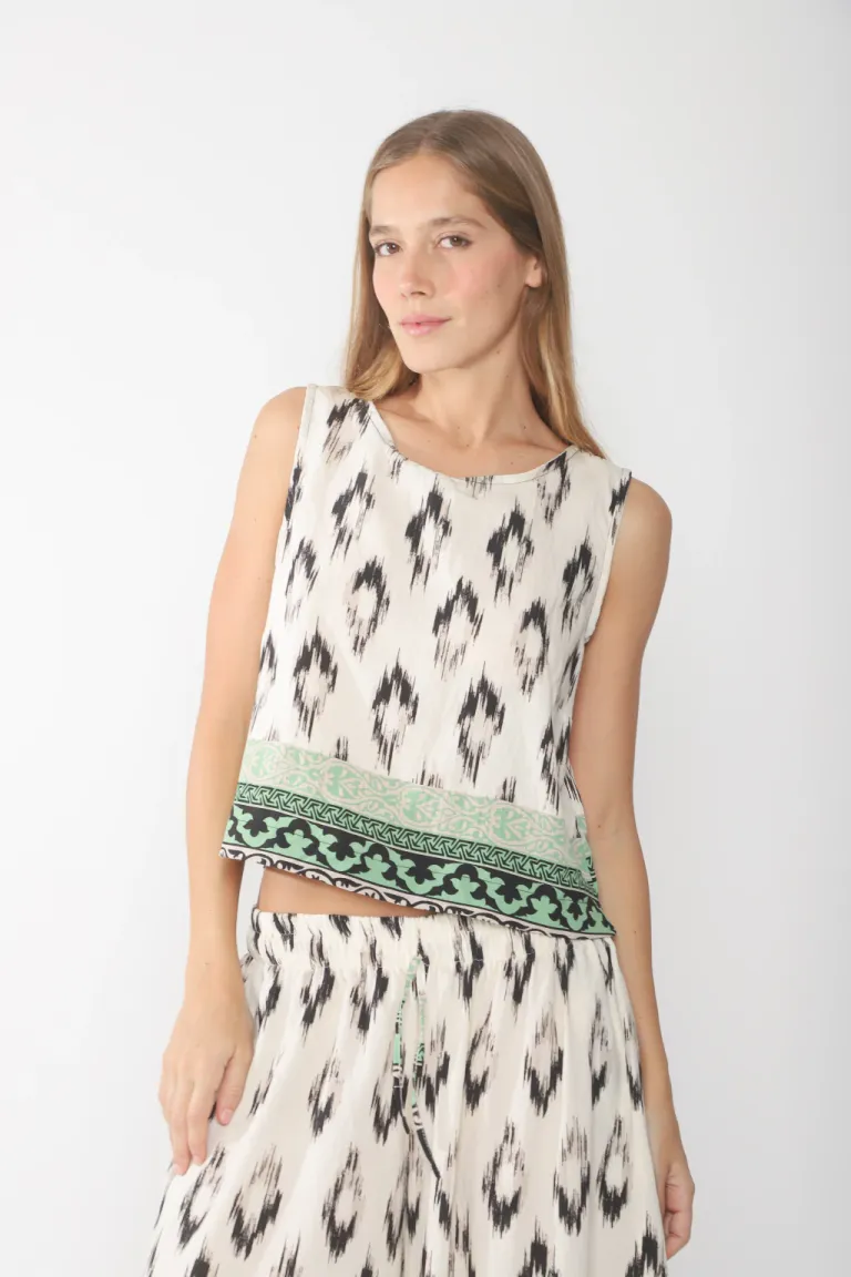 Blusa de seda con estampado geométrico y diseño amplio de Belle en Blusas para argentina