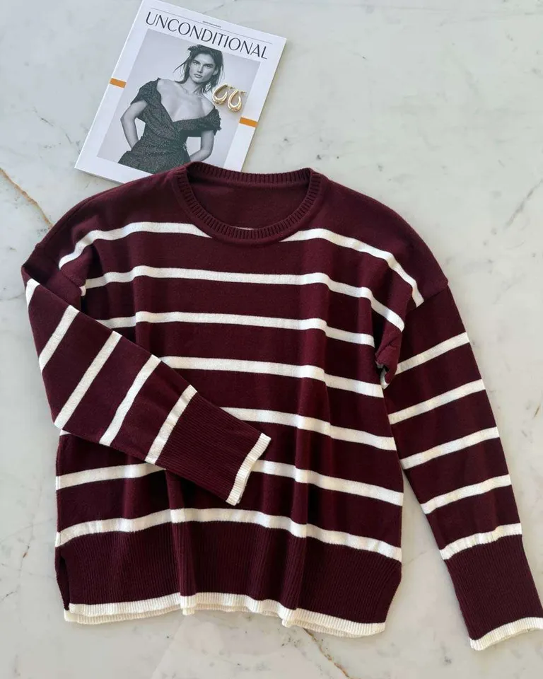 Suéter de rayas burdeos, prenda elegante y versátil para el armario femenino de Hesed en Buzos y Sweaters para argentina