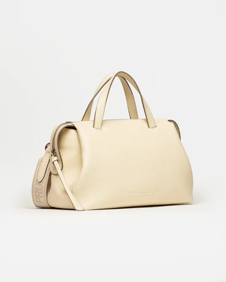 Cartera resort tipo bowling bag con asas y correa ajustable para hombro de Prüne en Bolsos y Carteras para argentina