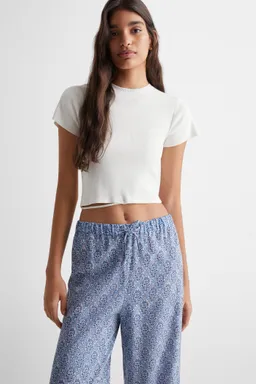 Pantalón estampado con lazo de Mango Teen en Pantalones para argentina