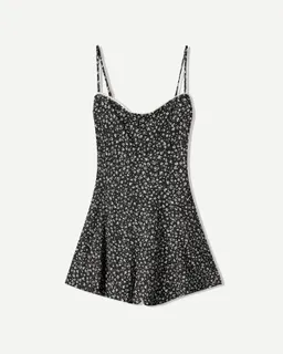 Mono corto puntilla estampado de Bershka en Monos para argentina