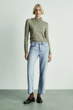 Jeans rectos cropped blanco de Mango en Pantalones para argentina