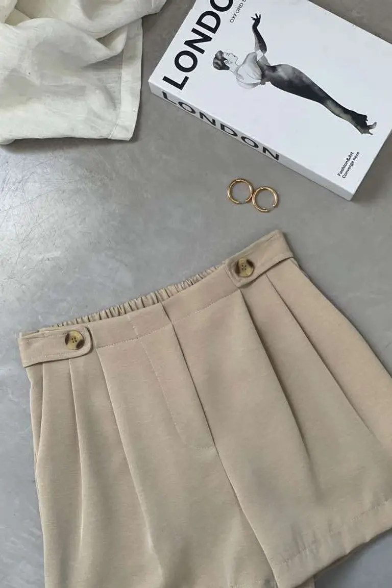 Short con botones laterales de Hesed en Shorts para argentina