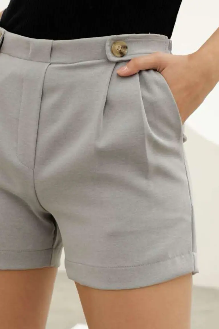 Short con botones laterales de Hesed en Shorts para argentina