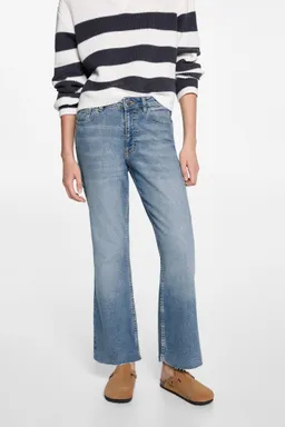 Jeans terminación flare de Mango Teen en Pantalones para argentina