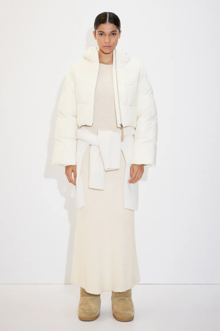 Anorak corto acolchado capucha de Mango en Chaquetas para argentina