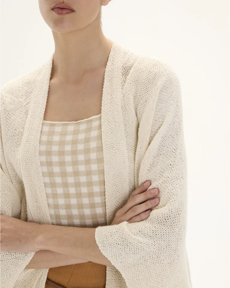 Kimono de algodón con diseño artesanal y flecos de Blue Sheep en Kimonos para argentina