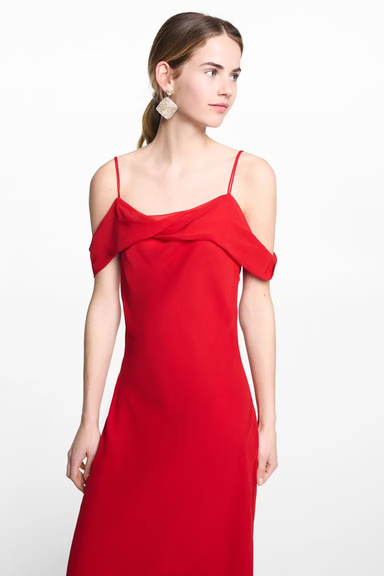 Vestido midi hombros descubiertos de Mango Teen en Vestidos para argentina