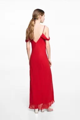 Vestido midi hombros descubiertos de Mango Teen en Vestidos para argentina