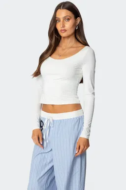 Top millicent escote amplio de Edikted en Tops para argentina