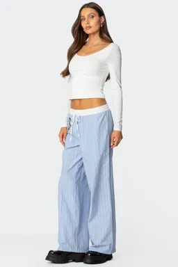 Top millicent escote amplio de Edikted en Tops para argentina