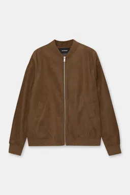 Campera bomber gamuza sintética de Pull&Bear en Abrigos y Camperas para argentina