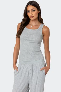 Musculosa acanalada kylian de Edikted en Tops para argentina