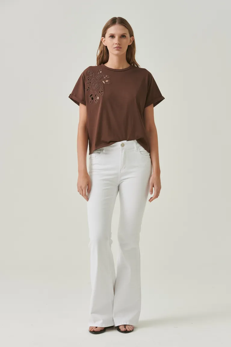 Remera de corte recto en tonalidad castaña para mujer de Sweet en Remeras para argentina