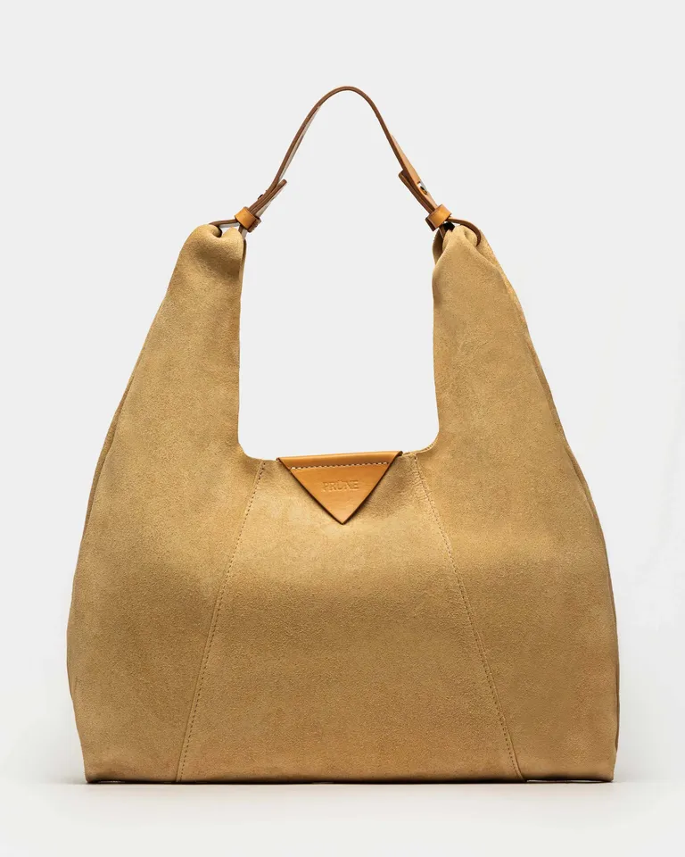 Cartera de hombro de cuero gamuza con diseño minimalista y funcional de Prüne en Bolsos y Carteras para argentina