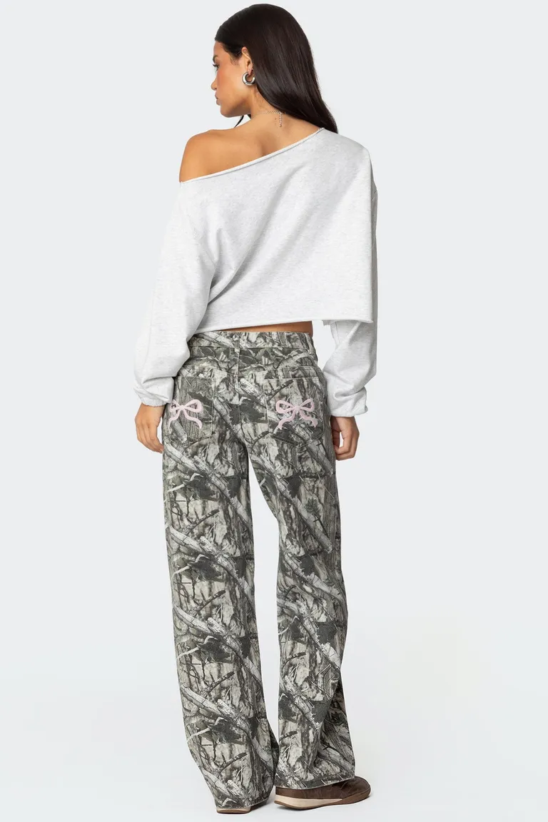 Jeans tiro bajo camuflado de Edikted en Pantalones para argentina