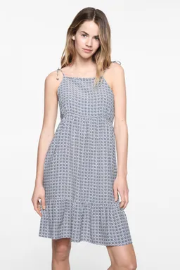 Vestido estampado con volantes de Mango Teen en Vestidos para argentina