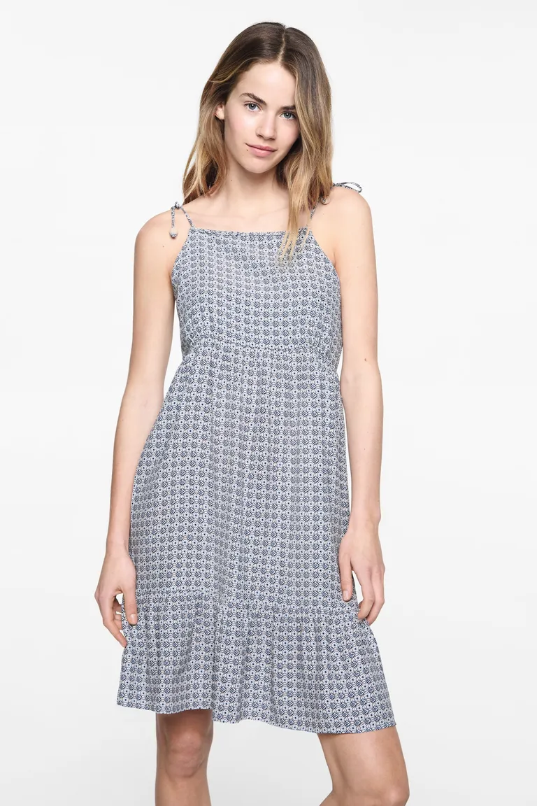 Vestido estampado con volantes de Mango Teen en Vestidos para argentina