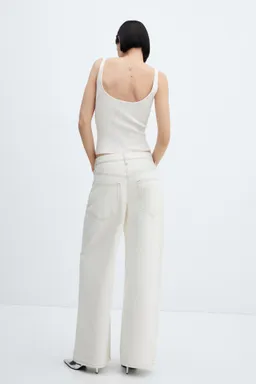 Top punto escote pico de Mango en Tops para argentina