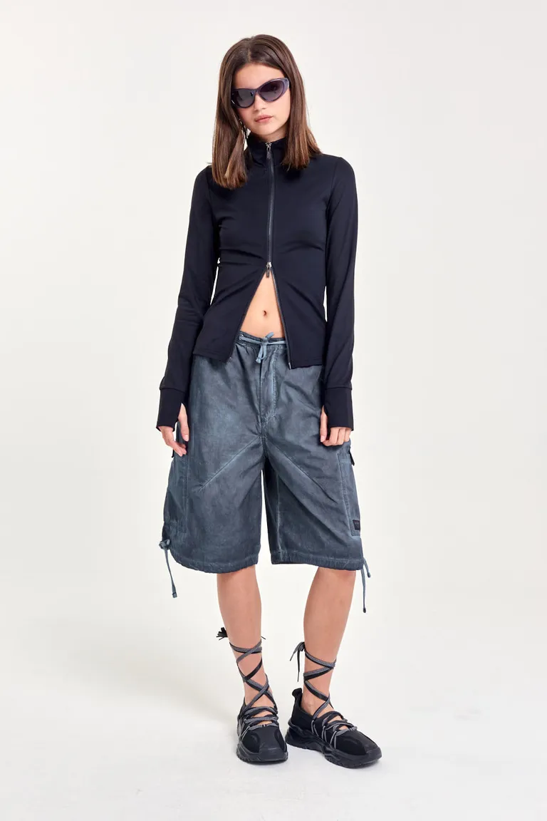 Bermudas de gabardina gris con cintura elástica y cordón ajustable de 47 Street en Shorts para argentina