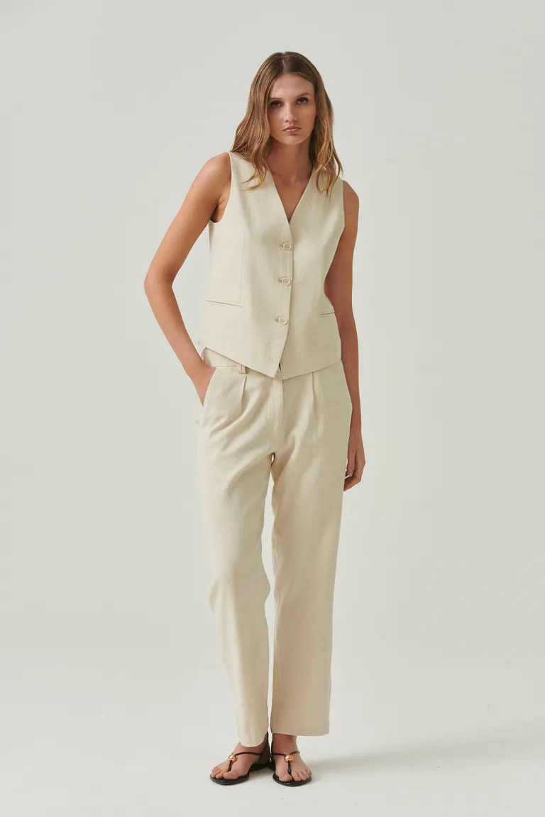 Pantalón angie de lino en corte recto para un estilo elegante y versátil de Sweet en Pantalones para argentina