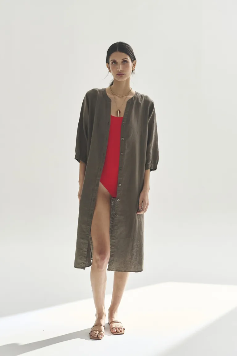 Vestido largo de tela suave y fluida en color marrón para mujer de Akiabara en Vestidos para argentina