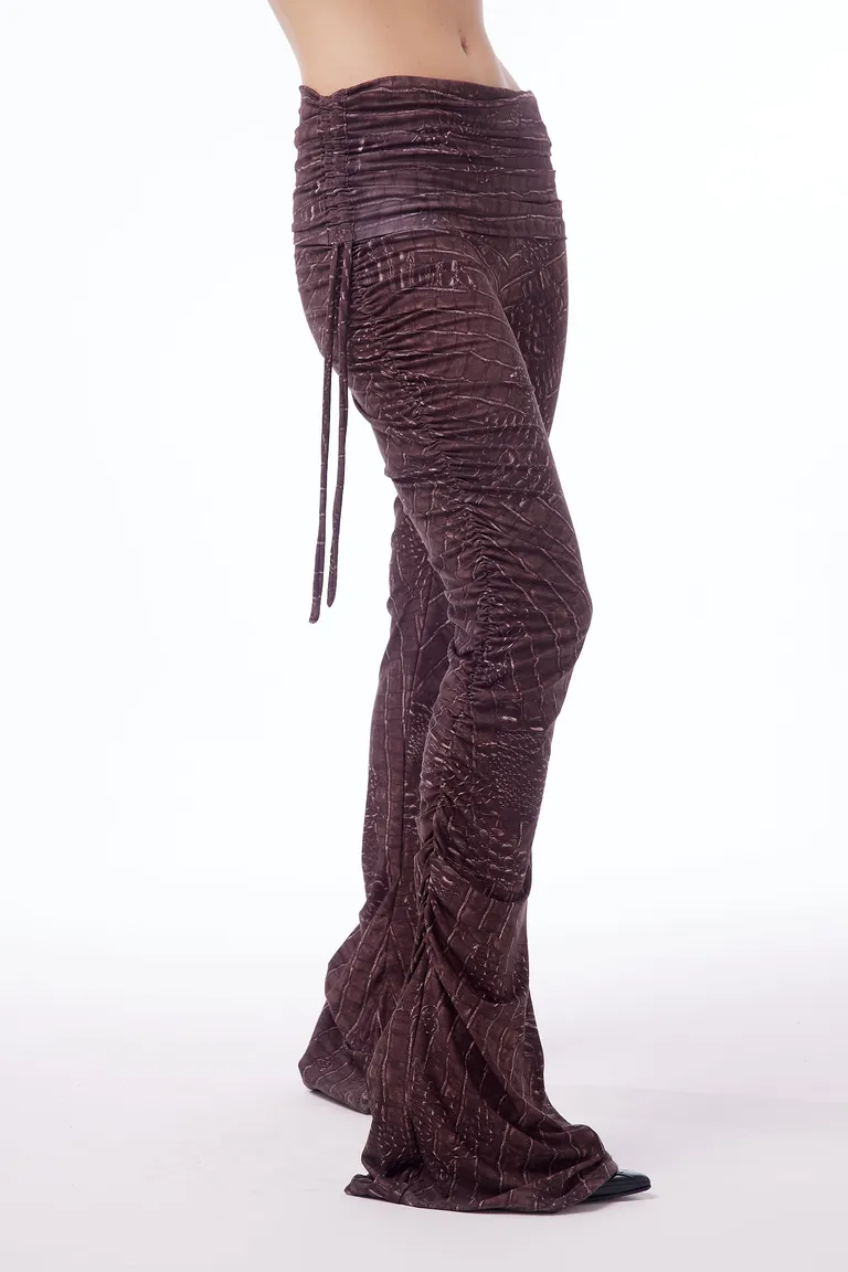 Pantalones Crocco Marrón de Cintura Alta con Diseño Ajustable de Black Mamba en Pantalones para argentina