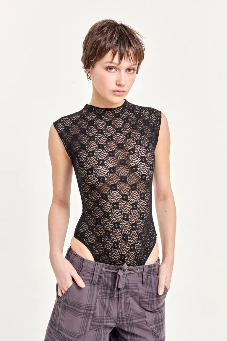 Elegante body de encaje semi-transparente para mujeres de 47 Street en Bodies para argentina