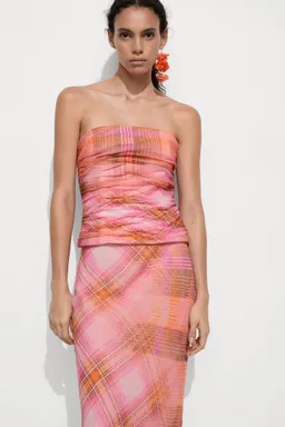 Top estampado cuadros corsetero de Mango en Tops para argentina