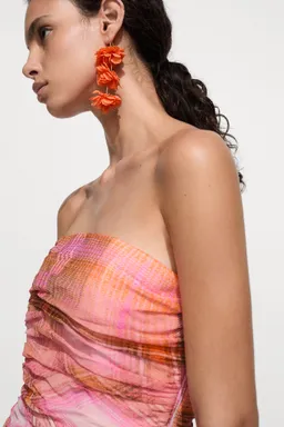 Top estampado cuadros corsetero de Mango en Tops para argentina