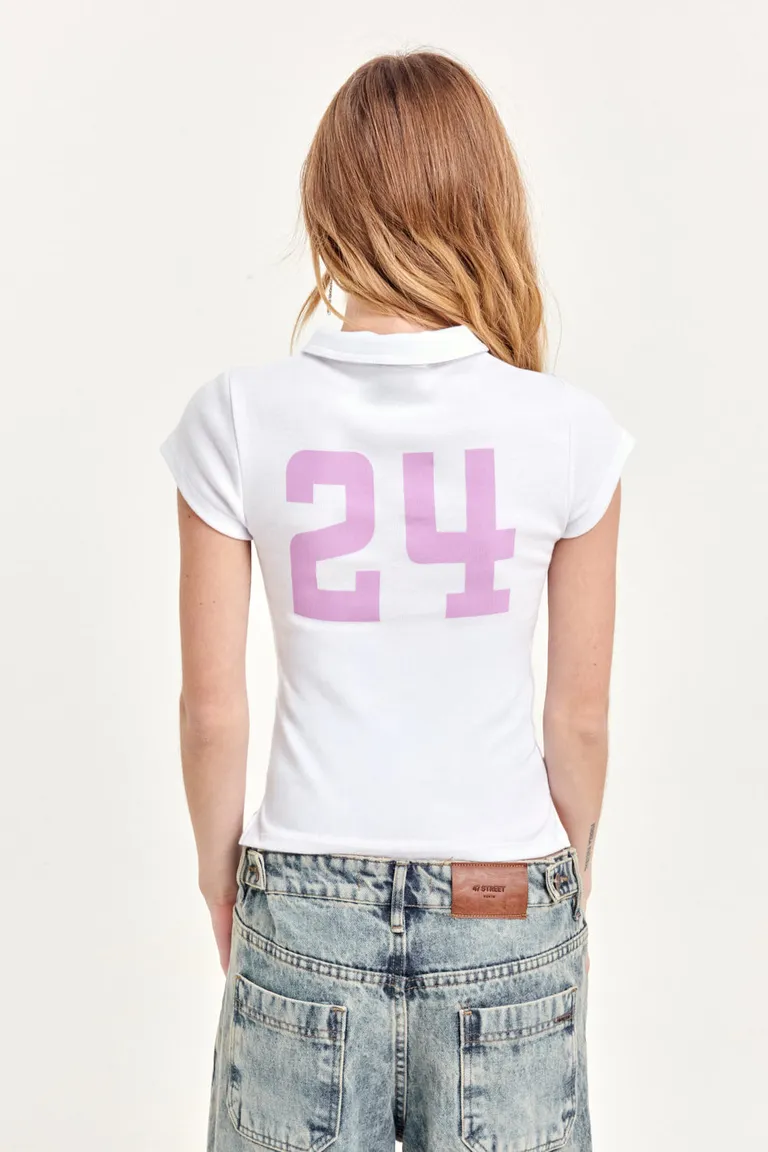 Chomba Manga Corta con Estampa Disney en Blanco de 47 Street en Remeras para argentina