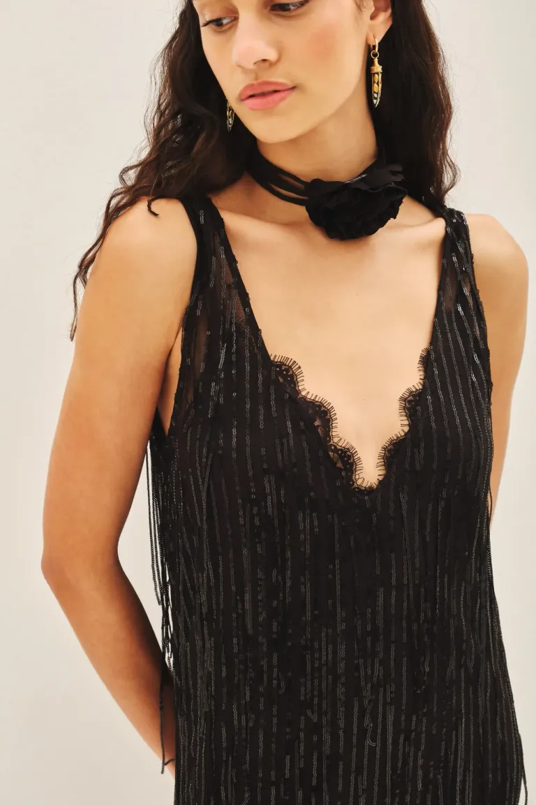 Vestido de malla bordada con escote en V y detalles de flecos para mujer de Rapsodia en Vestidos para argentina