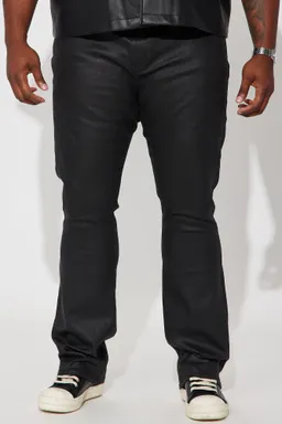 Jeans engomados stacked skinny flare de Fashion Nova en Pantalones para argentina