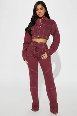 Jeans bootcut acordonados de Fashion Nova en Pantalones para argentina