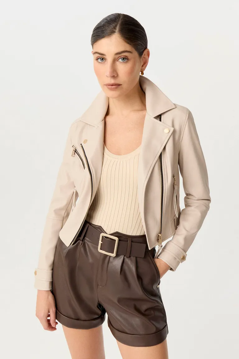 Chaqueta biker premium de efecto cuero en tono beige, con cierre y detalles metálicos de Markova en Chaquetas para argentina