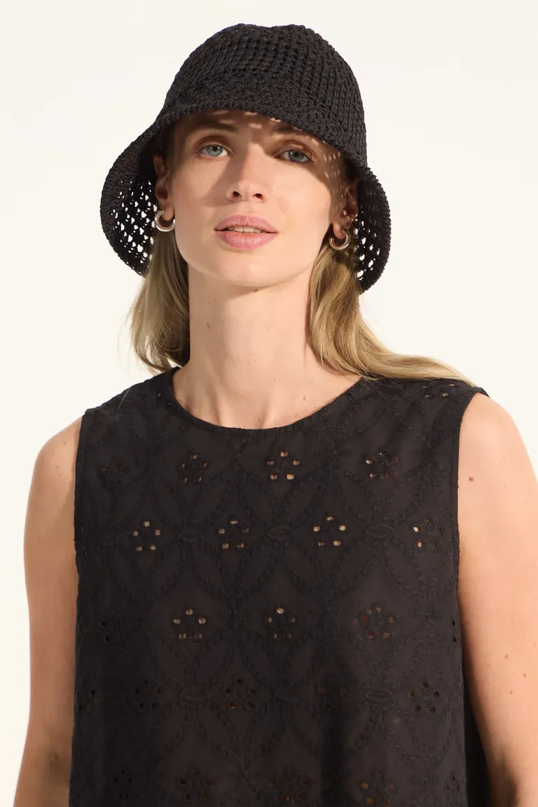 Gorro tejido de algodón tipo piluso para mujer ideal para usar en la playa este verano de Portsaid en Gorros y Sombreros para argentina