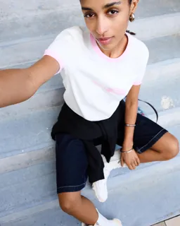 Remera logo out core de Bershka en Remeras para argentina