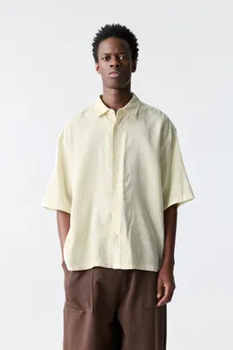 Camisa rayas manga corta de Pull&Bear en Camisas para argentina