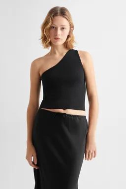 Top crop asimétrico de Mango Teen en Tops para argentina