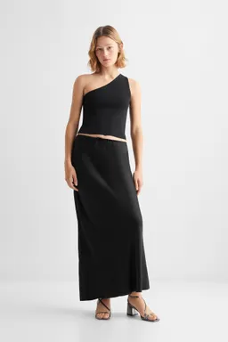 Top crop asimétrico de Mango Teen en Tops para argentina